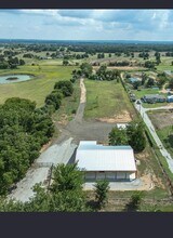 1445 Co Rd 3690 in Paradise, TX - Building Photo - Building Photo