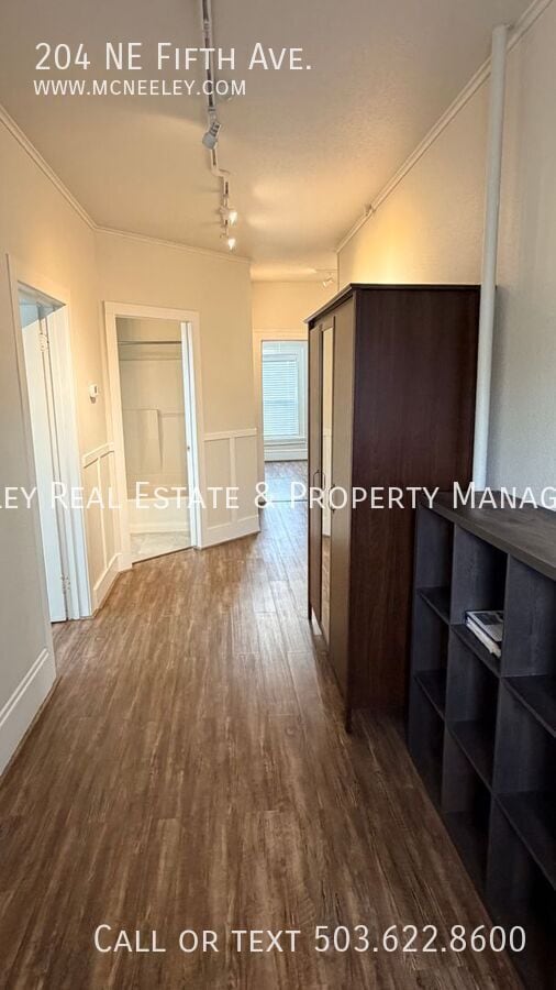 204 NE 5th Ave in Hillsboro, OR - Building Photo - Building Photo