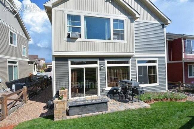 8075 Longleaf Ln in Colorado Springs, CO - Building Photo - Building Photo