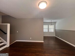 1947 Kenwood Pl SE in Smyrna, GA - Building Photo - Building Photo