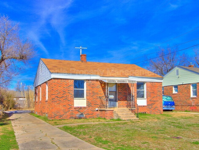 property at 517 E Boeing Dr