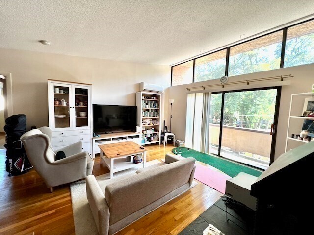 94 Beaconsfield Rd in Brookline, MA - Foto de edificio