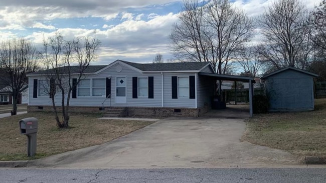 property at 1101 N 11th St