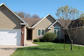 NW Ash Dr. in Ankeny, IA - Building Photo - Building Photo