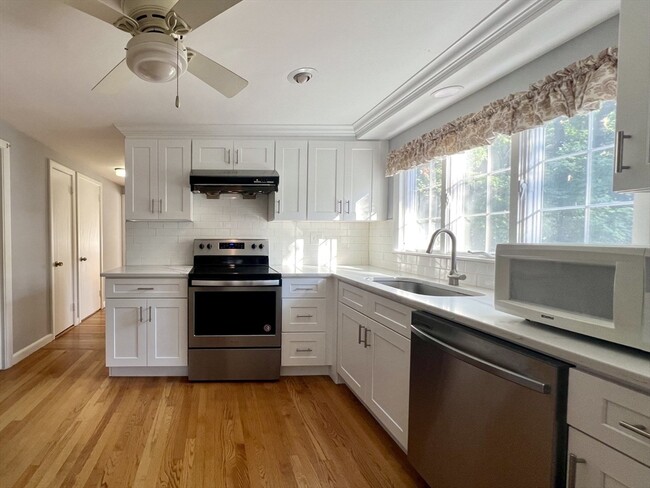 45 Bridge St in Lexington, MA - Building Photo - Building Photo