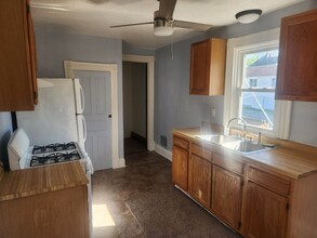 504 Ridge Ave-Unit -506 in New Kensington, PA - Building Photo - Building Photo