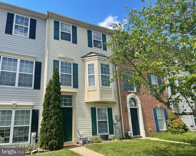 property at 654 Luthardt Rd