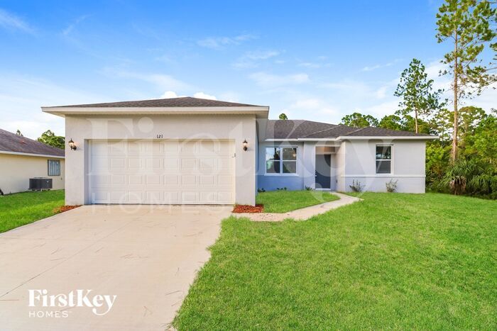 121 Dailey St SE in Palm Bay, FL - Foto de edificio