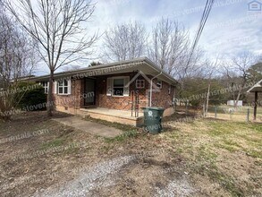 1231 Helena Dr in Chattanooga, TN - Building Photo - Building Photo