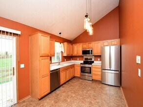 7658 Howell St in Omaha, NE - Building Photo - Building Photo