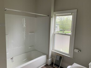 217 W Hudson St in Elmira, NY - Building Photo - Building Photo