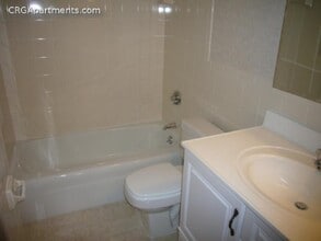 393 Massachusetts Ave, Unit 78A in Arlington, MA - Building Photo - Building Photo