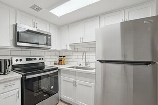 Aster on University in Mesa, AZ - Building Photo