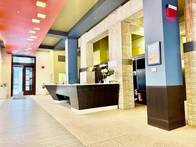 232 Pavonia Ave in Jersey City, NJ - Building Photo - Building Photo