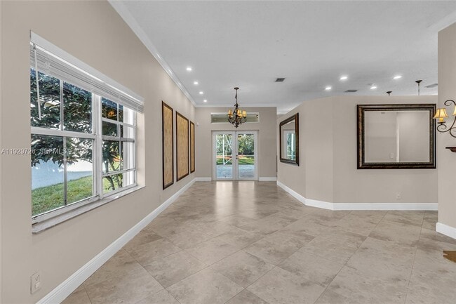 949 Tanglewood Cir in Weston, FL - Building Photo - Building Photo