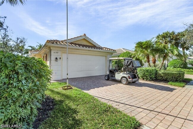 4187 St George Ln in Naples, FL - Building Photo - Building Photo
