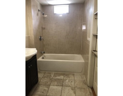 10 Agawam St-Unit -3 in Worcester, MA - Building Photo - Building Photo