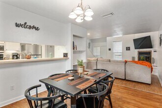 5288 SW 21st Pl in Ocala, FL - Foto de edificio - Building Photo