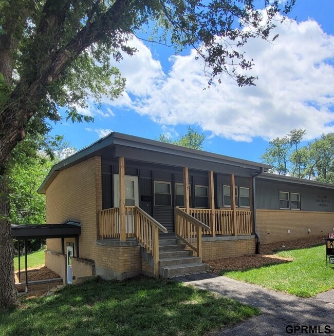 property at 107 W 20th Ave