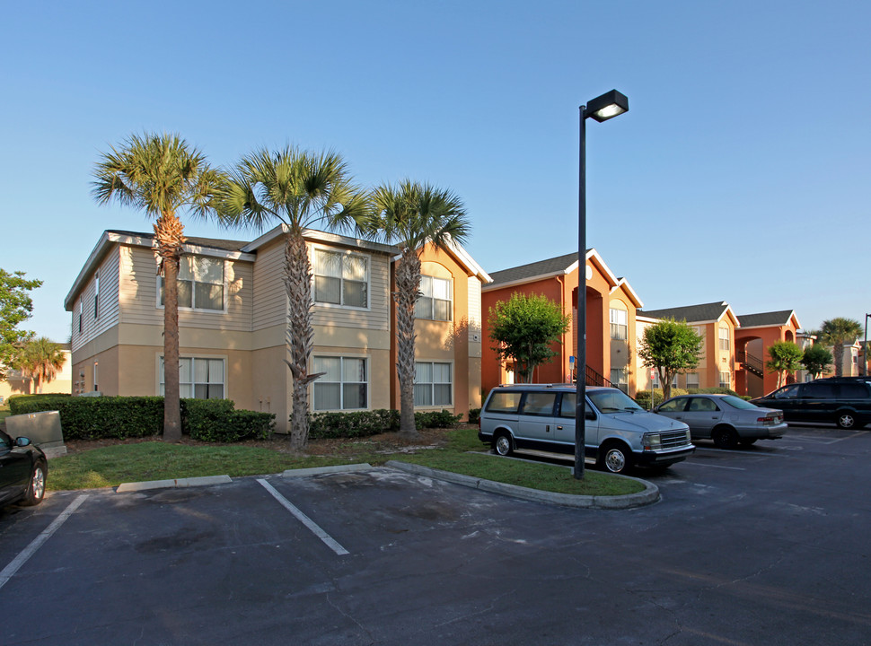 Hidden Creek Villas in Orlando, FL - Building Photo