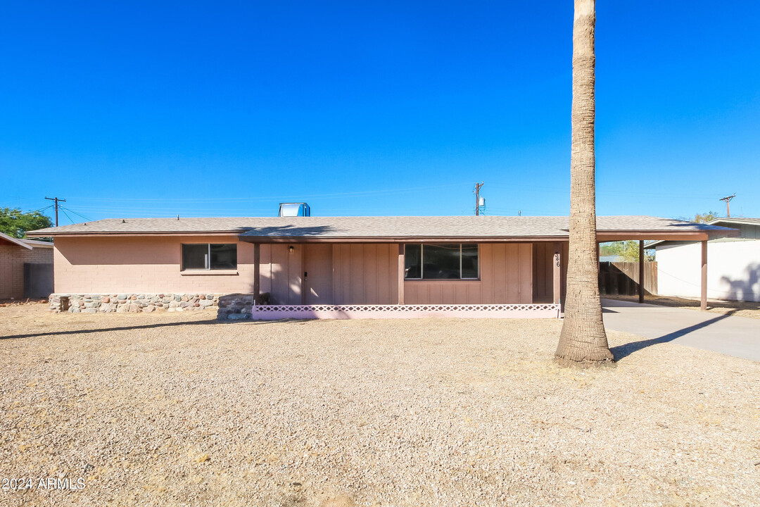 346 E La Mirada Dr in Phoenix, AZ - Building Photo