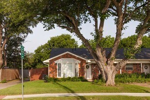 1107 Mill Valley Dr in Plano, TX - Building Photo