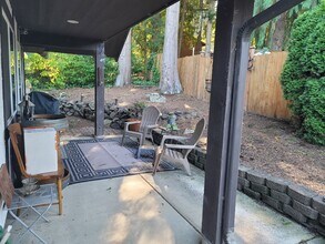 719 N 30th St, Unit A in Mount Vernon, WA - Building Photo - Building Photo
