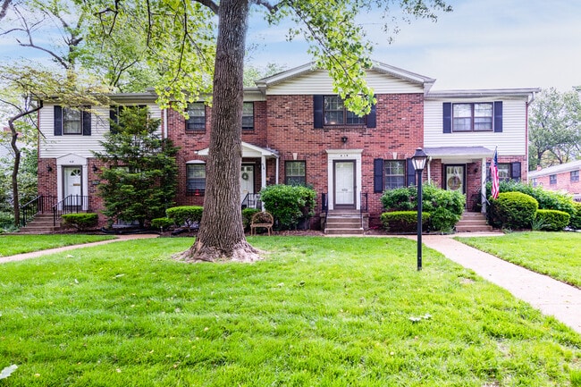 231 W Washington Ave, Unit 231