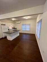 136 Grand Ave in Mount Clemens, MI - Building Photo - Building Photo