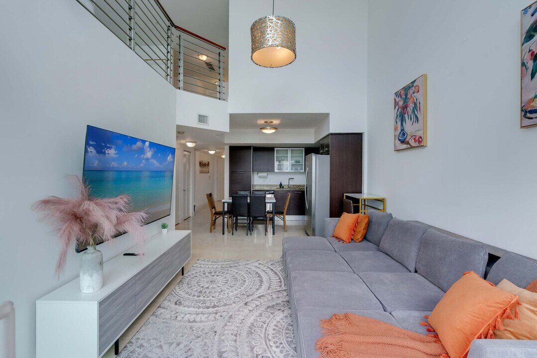 41 SE 5th St in Miami, FL - Foto de edificio