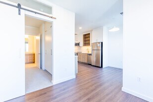 GEM at Scott's Collection in Richmond, VA - Building Photo