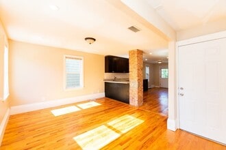 48 Shannon St, Unit 2L in Boston, MA - Building Photo - Building Photo