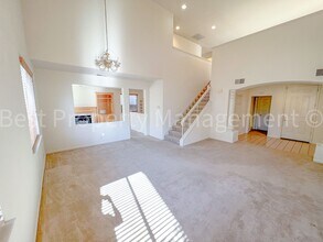 15537 Oceanside Way in San Leandro, CA - Building Photo - Building Photo