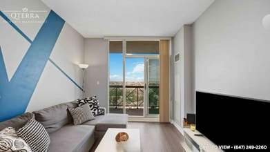 1359 Rathburn Rd E in Mississauga, ON - Building Photo - Building Photo