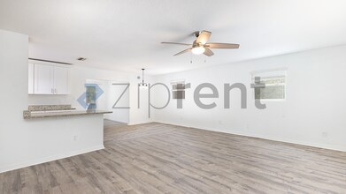 929 Pahoa St in Orlando, FL - Building Photo - Building Photo