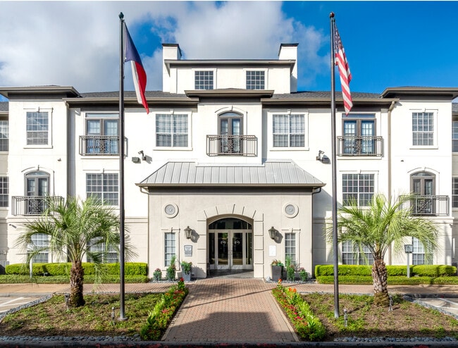 Hadley Midtown in Houston, TX - Building Photo - Building Photo