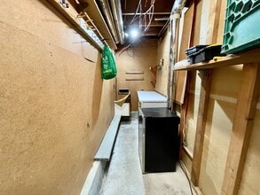 2139 Tyner St in Port Coquitlam, BC - Building Photo - Building Photo