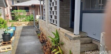 711 Birch St in Honolulu, HI - Building Photo - Building Photo