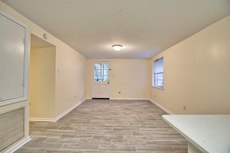 710 Burdette St-Unit -C in New Orleans, LA - Building Photo - Building Photo