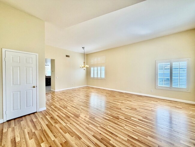 25100 Calle Viejo in Murrieta, CA - Building Photo - Building Photo