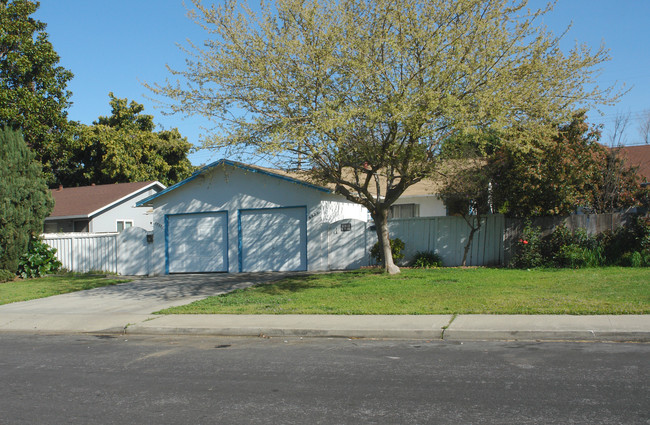 3521-3523 Brookdale Dr in Santa Clara, CA - Building Photo - Building Photo