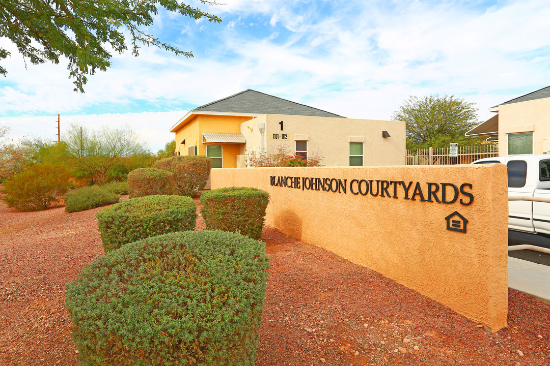 Blanche Johnson Courtyards in Tucson, AZ - Building Photo