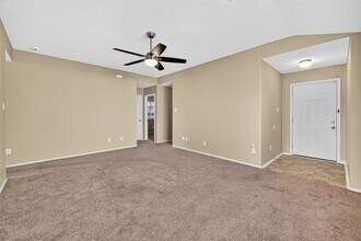 14235 Stone Cottage Ln in Houston, TX - Building Photo - Building Photo