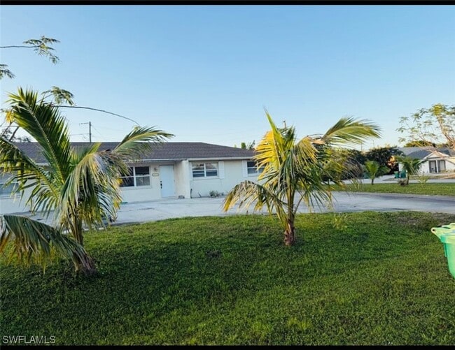 1387 Hernando St