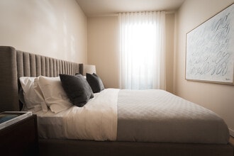 Hemisphere in Pointe-claire, QC - Foto de edificio - Building Photo