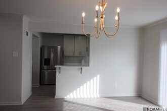 10111 Jefferson Hwy in Baton Rouge, LA - Building Photo - Building Photo