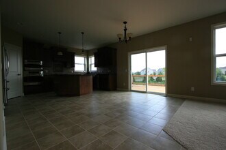 3465 Ridgestone Cir in Woodbury, MN - Building Photo - Building Photo