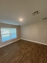 1202 Amazon Way in Poinciana, FL - Building Photo - Building Photo