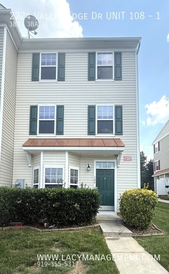 property at 2224 Valley Edge Dr