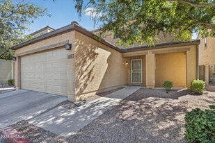 2565 E Southern Ave in Mesa, AZ - Building Photo